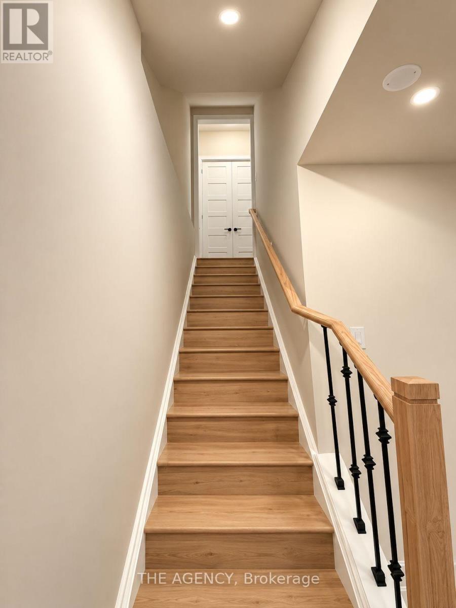 1250 Stirling Todd Terrace, Milton, Ontario  L9E 2E5 - Photo 5 - W13813624