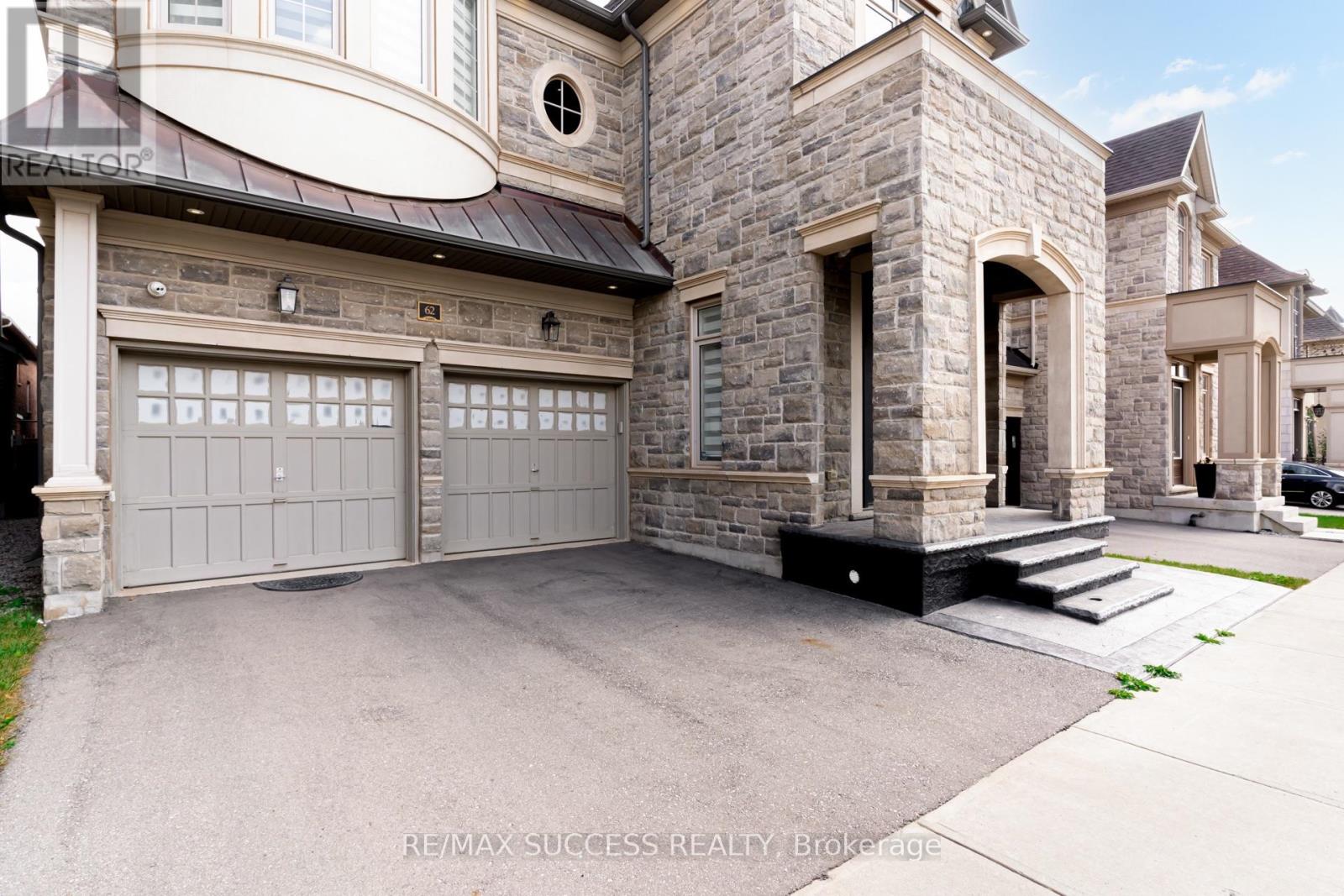 62 Threshing Mill Boulevard, Oakville (Go Glenorchy), Ontario  L6H 7C5 - Photo 3 - W13813770