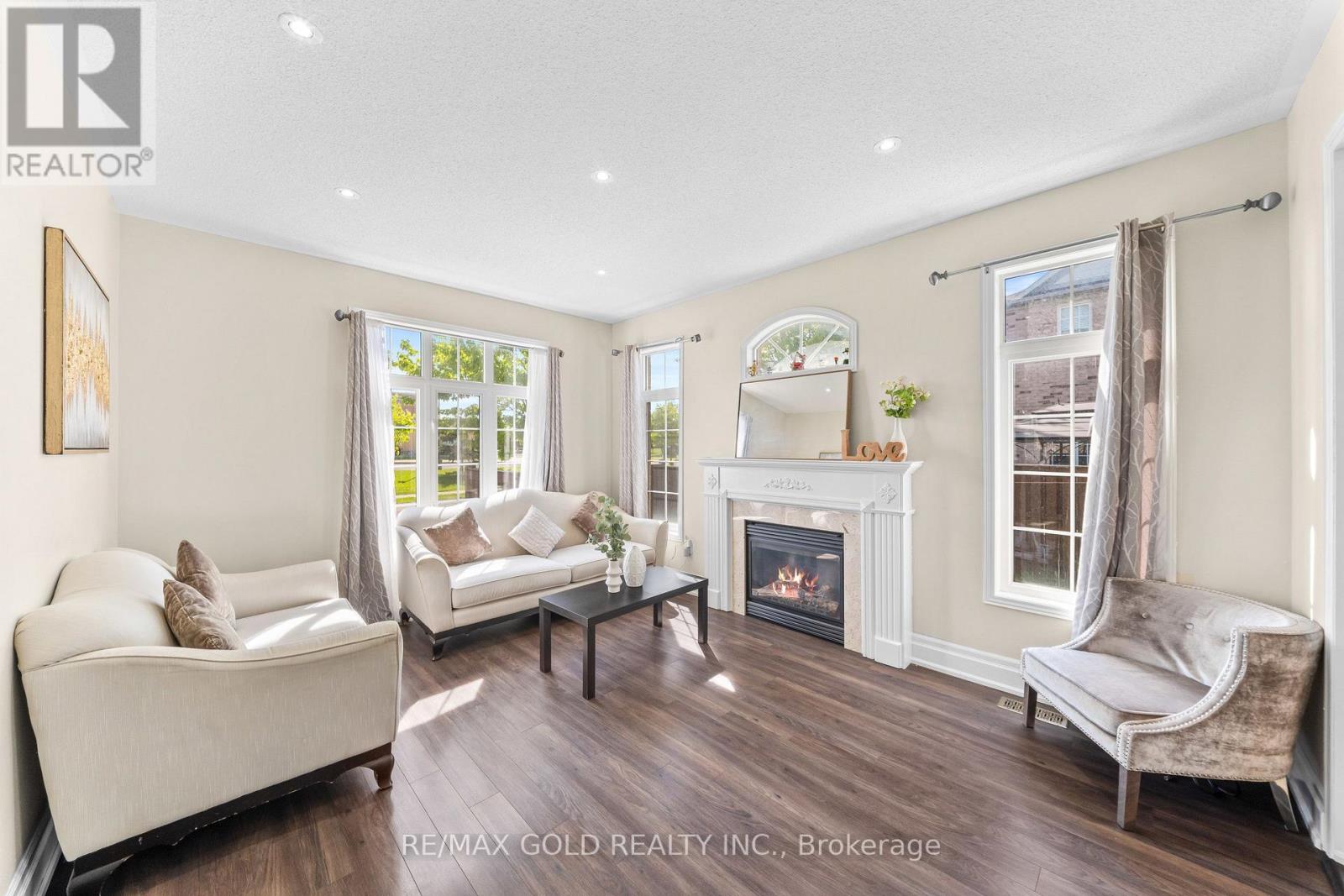 261 Mountainash Road, Brampton (Sandringham-Wellington), Ontario  L6R 3M3 - Photo 17 - W13813798