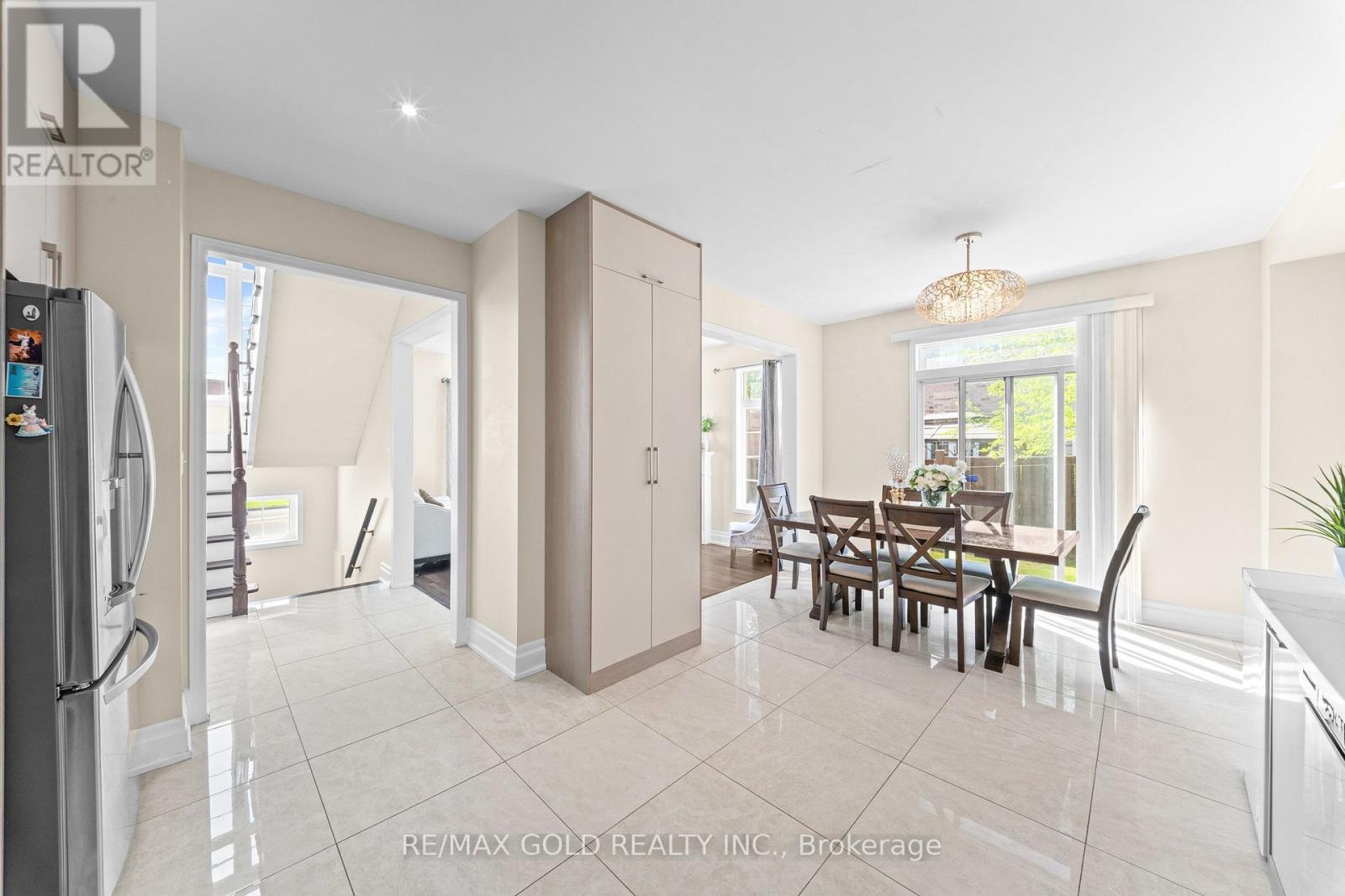 261 Mountainash Road, Brampton (Sandringham-Wellington), Ontario  L6R 3M3 - Photo 24 - W13813798