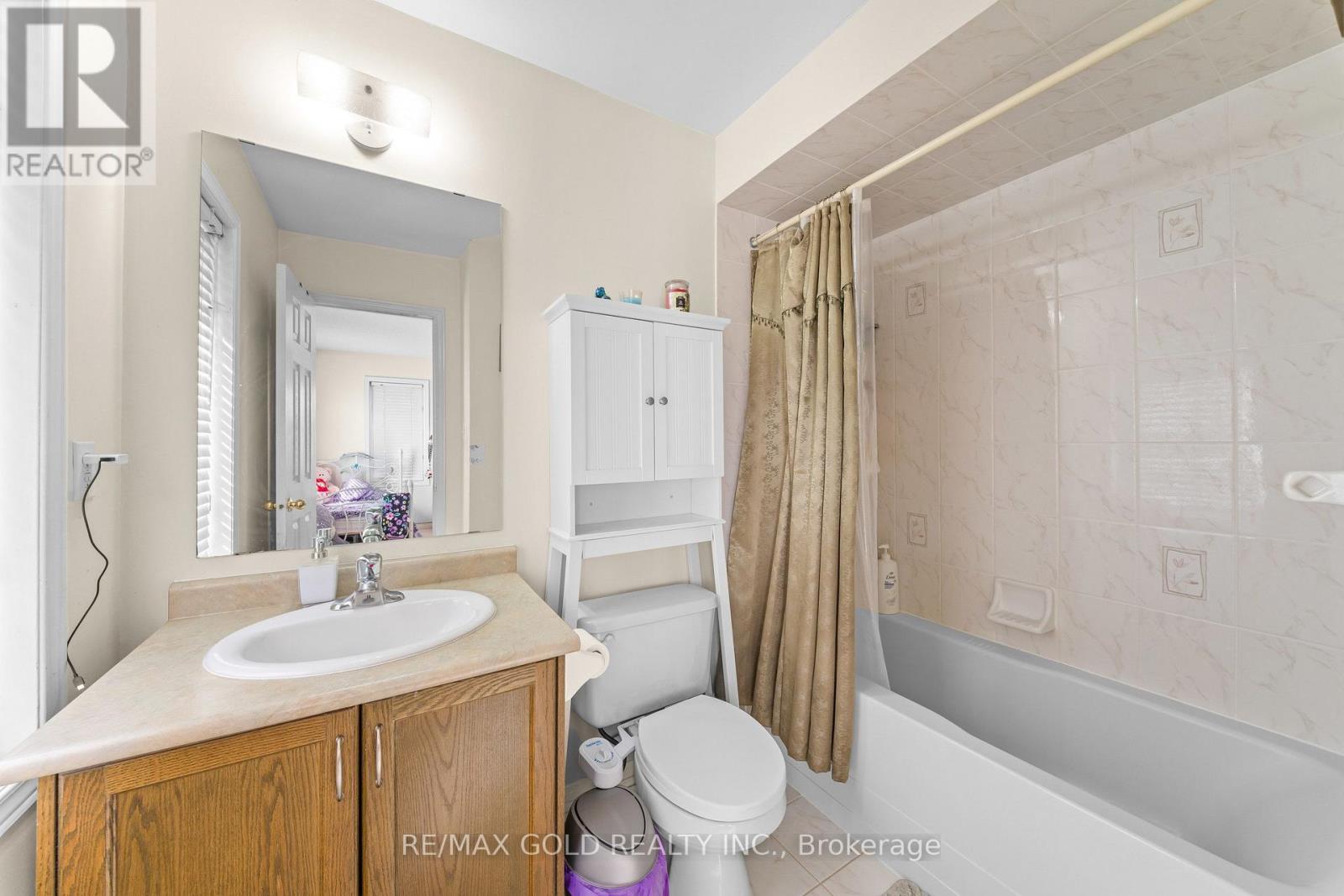 261 Mountainash Road, Brampton (Sandringham-Wellington), Ontario  L6R 3M3 - Photo 34 - W13813798