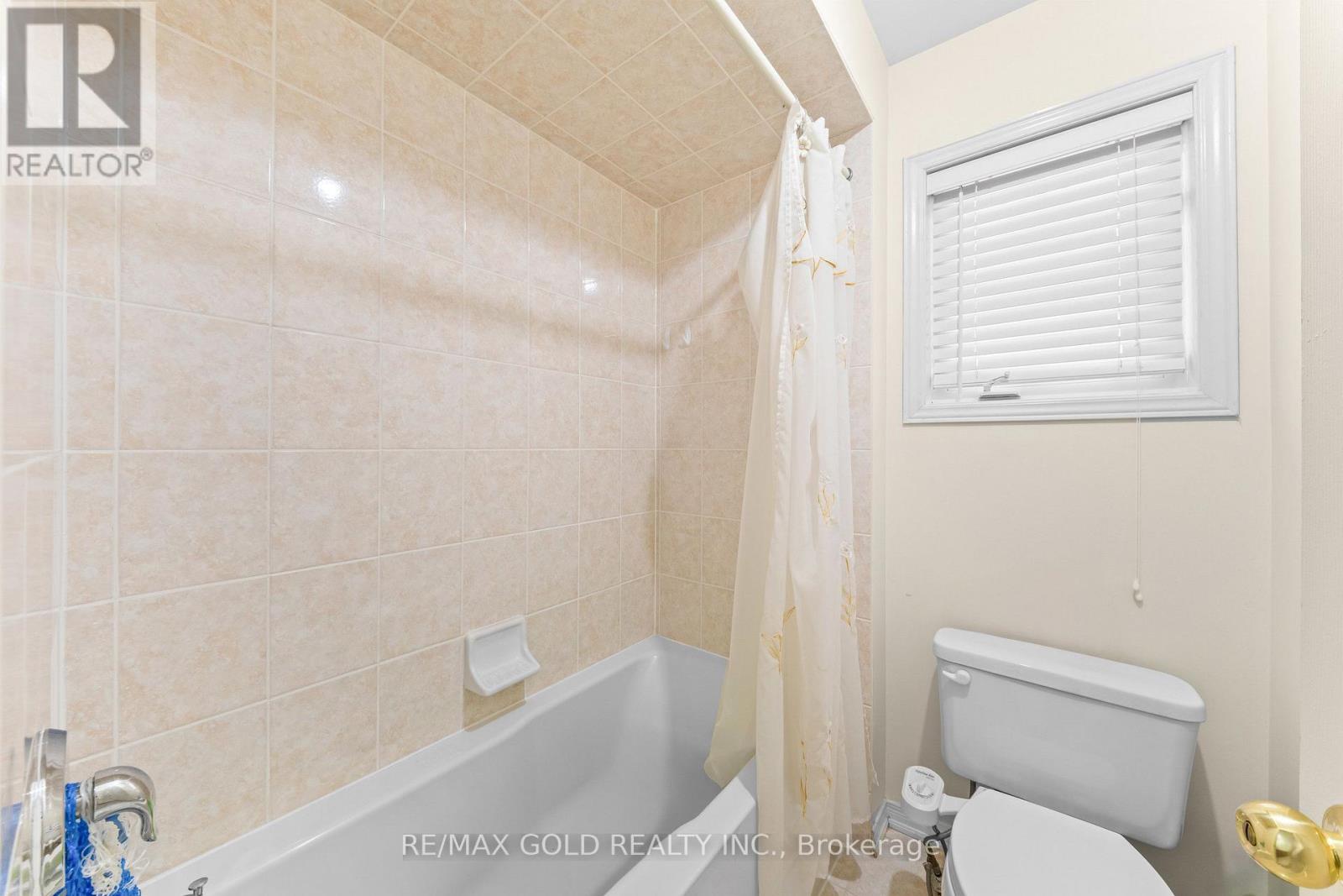 261 Mountainash Road, Brampton (Sandringham-Wellington), Ontario  L6R 3M3 - Photo 36 - W13813798