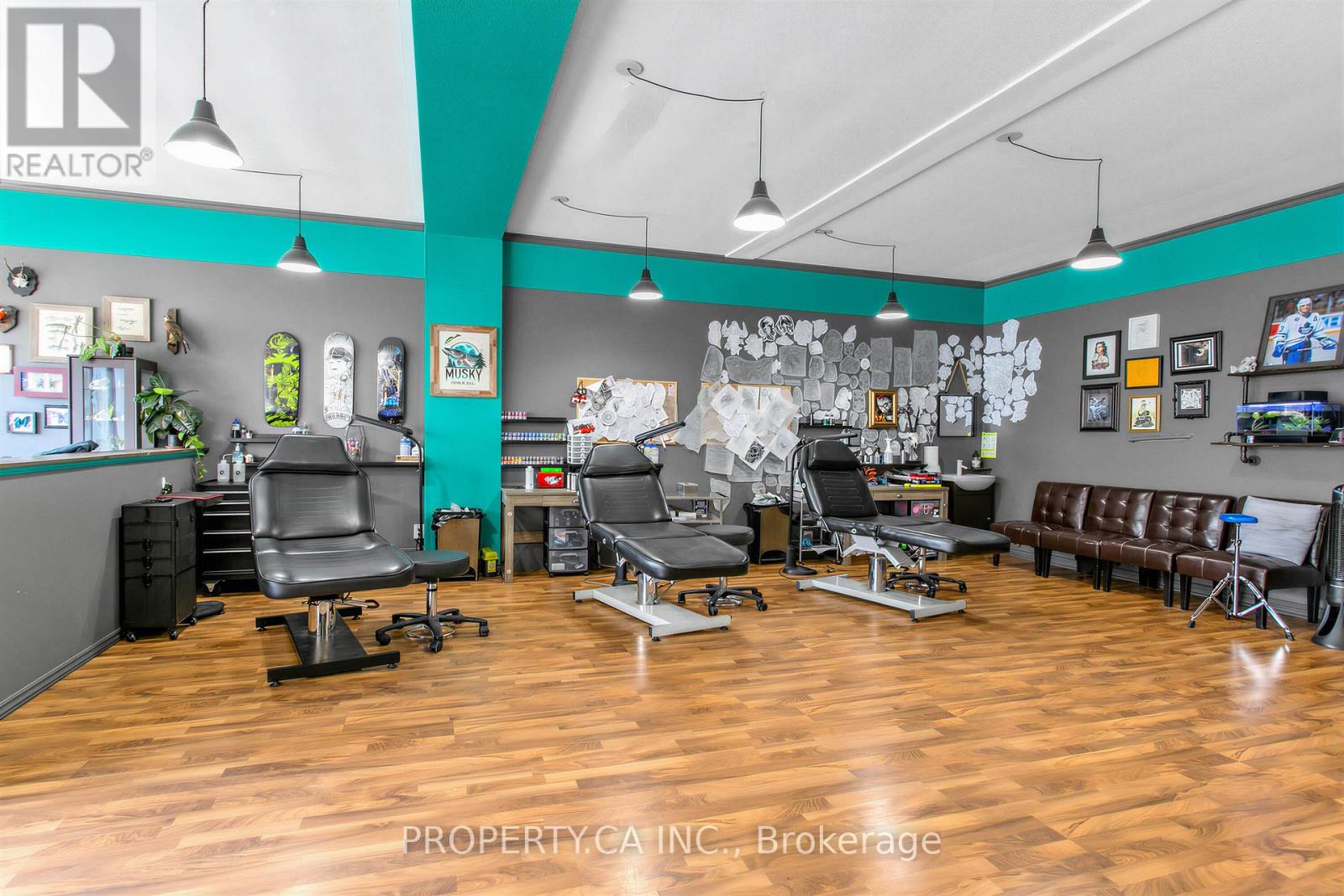 420 Royal York Road, Toronto, Ontario  M8Y 2R9 - Photo 5 - W13813908