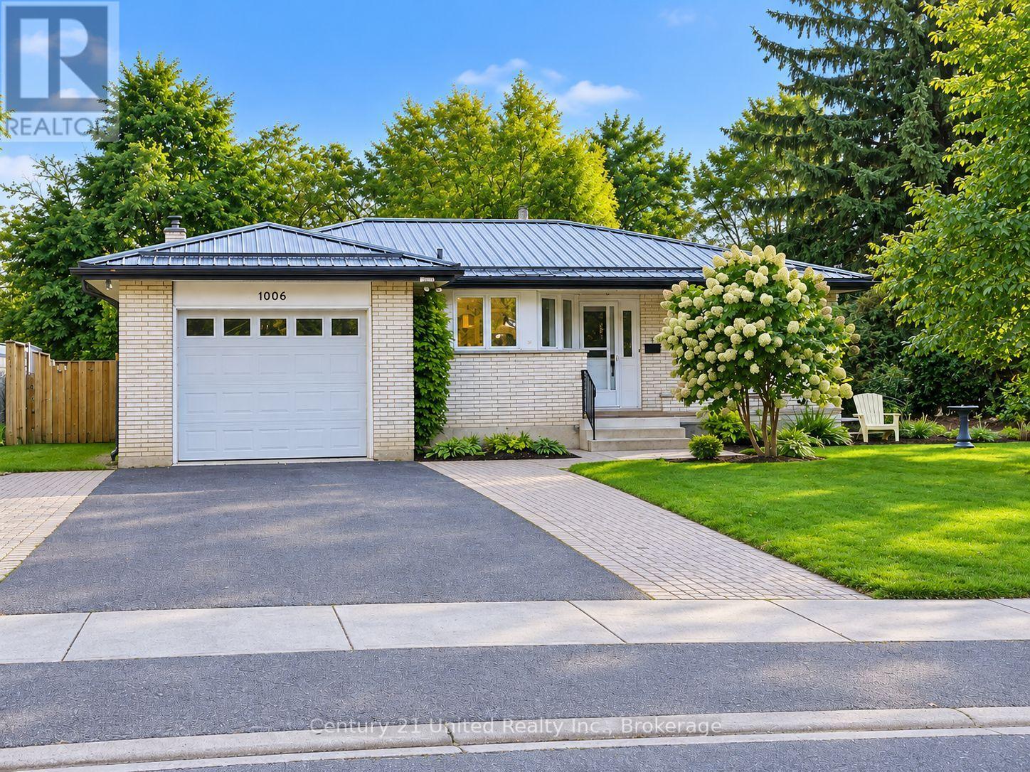 1006 ONTARIO STREET, Cobourg, Ontario