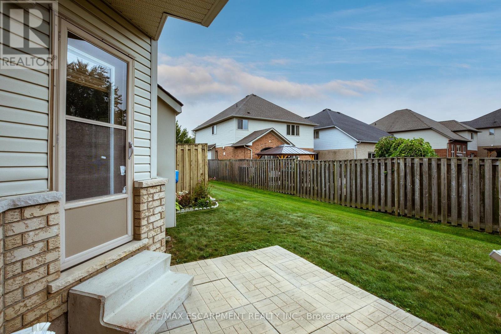 15 - 130 Southbrook Drive, Hamilton, Ontario  L0R 1C0 - Photo 18 - X13813668