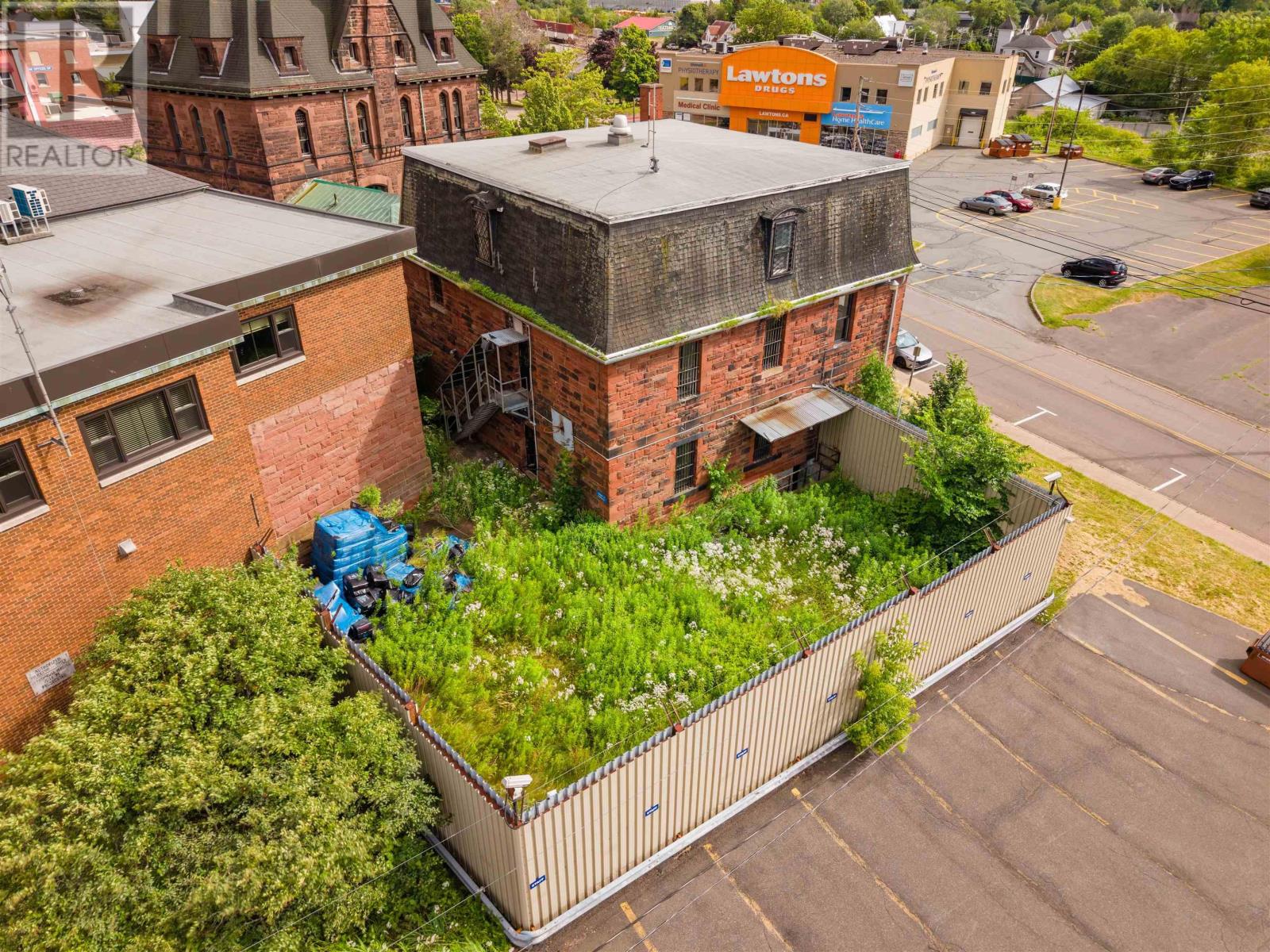 1 Lawrence Street, Amherst, Nova Scotia  B4H 3G4 - Photo 48 - 202619074