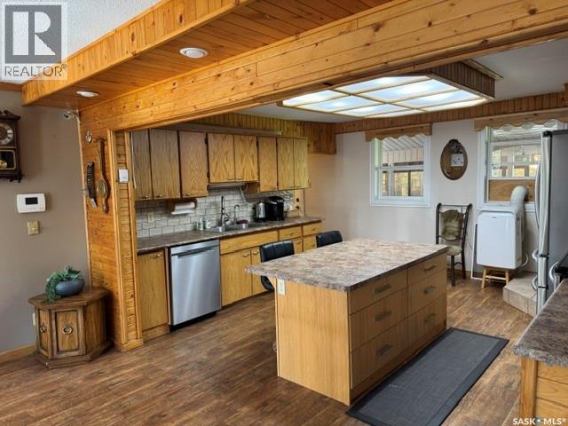 928 Lakeshore Dr., Turtle Lake, Saskatchewan  S0M 1J0 - Photo 2 - SK030522