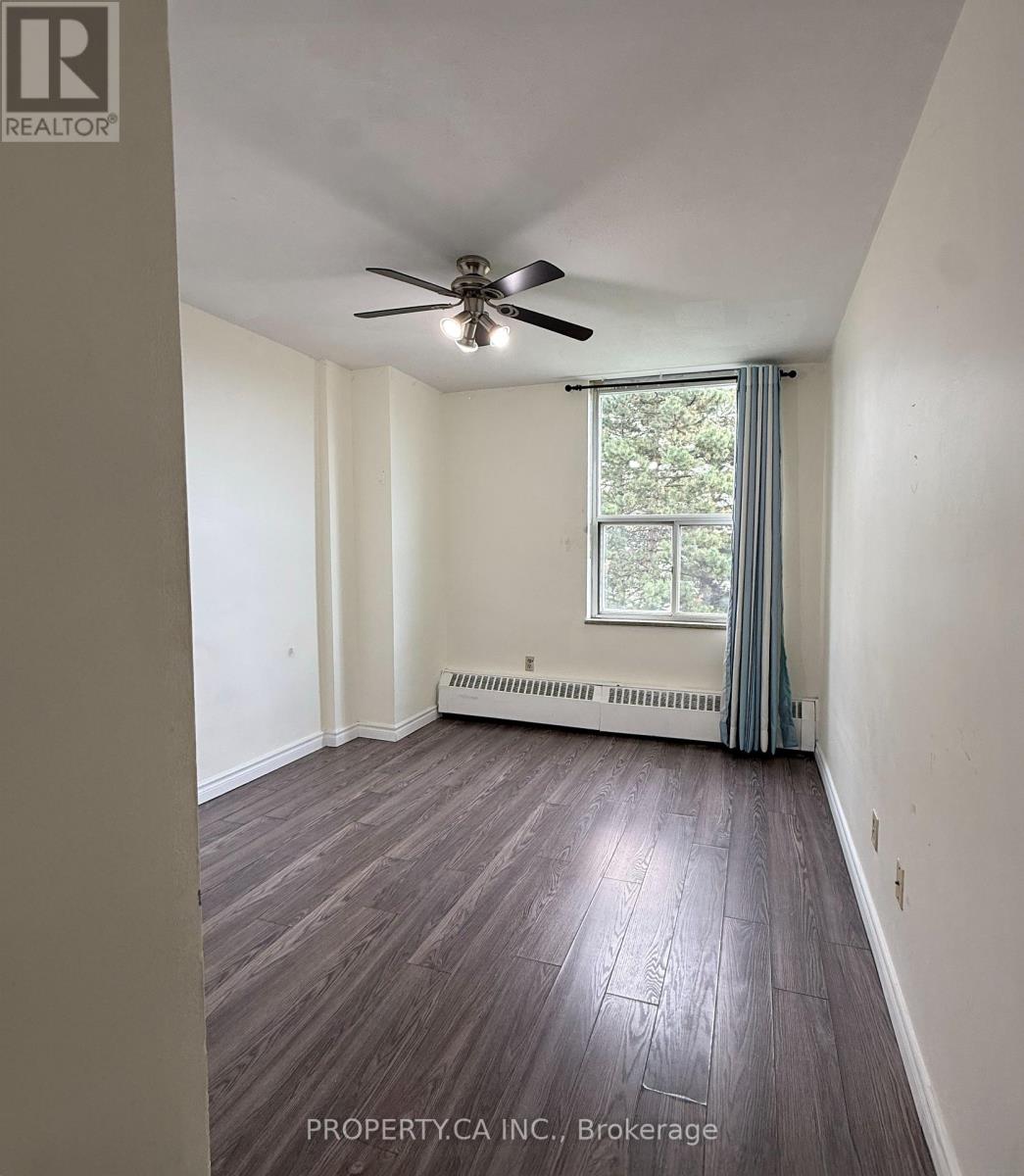 411 - 10 Parkway Forest Drive, Toronto, Ontario  M2J 1L3 - Photo 9 - C13787904