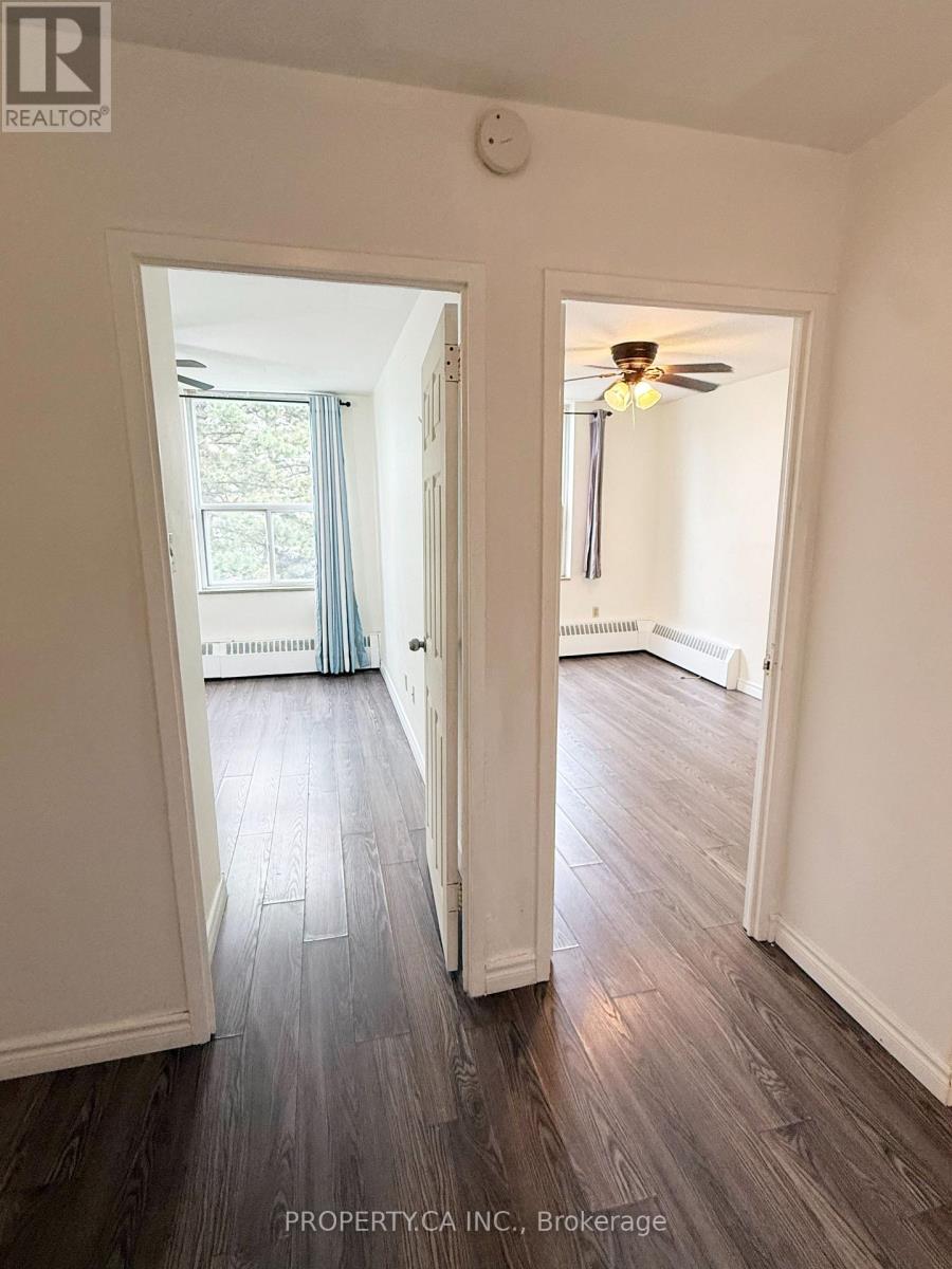 411 - 10 Parkway Forest Drive, Toronto, Ontario  M2J 1L3 - Photo 7 - C13787904