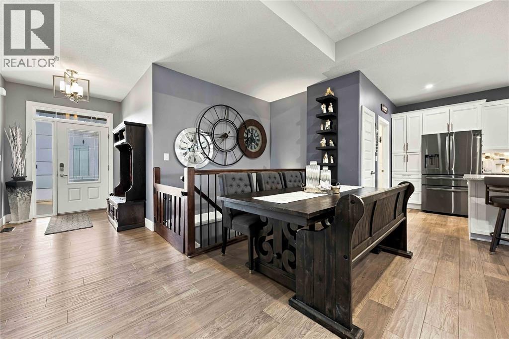 740 REMINGTON COURT photo 4