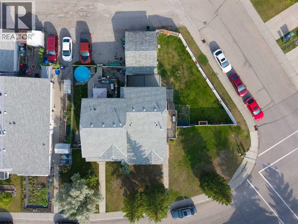 48 West Aarsby Road, Cochrane, Alberta  T4C 1L3 - Photo 28 - A2341434