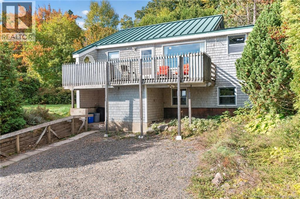 28 Young Street, Grand Bay-Westfield, New Brunswick  E5K 2P8 - Photo 5 - NB147576