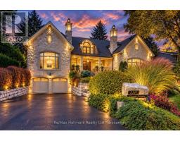 138 DIANNE AVENUE, Oakville, Ontario