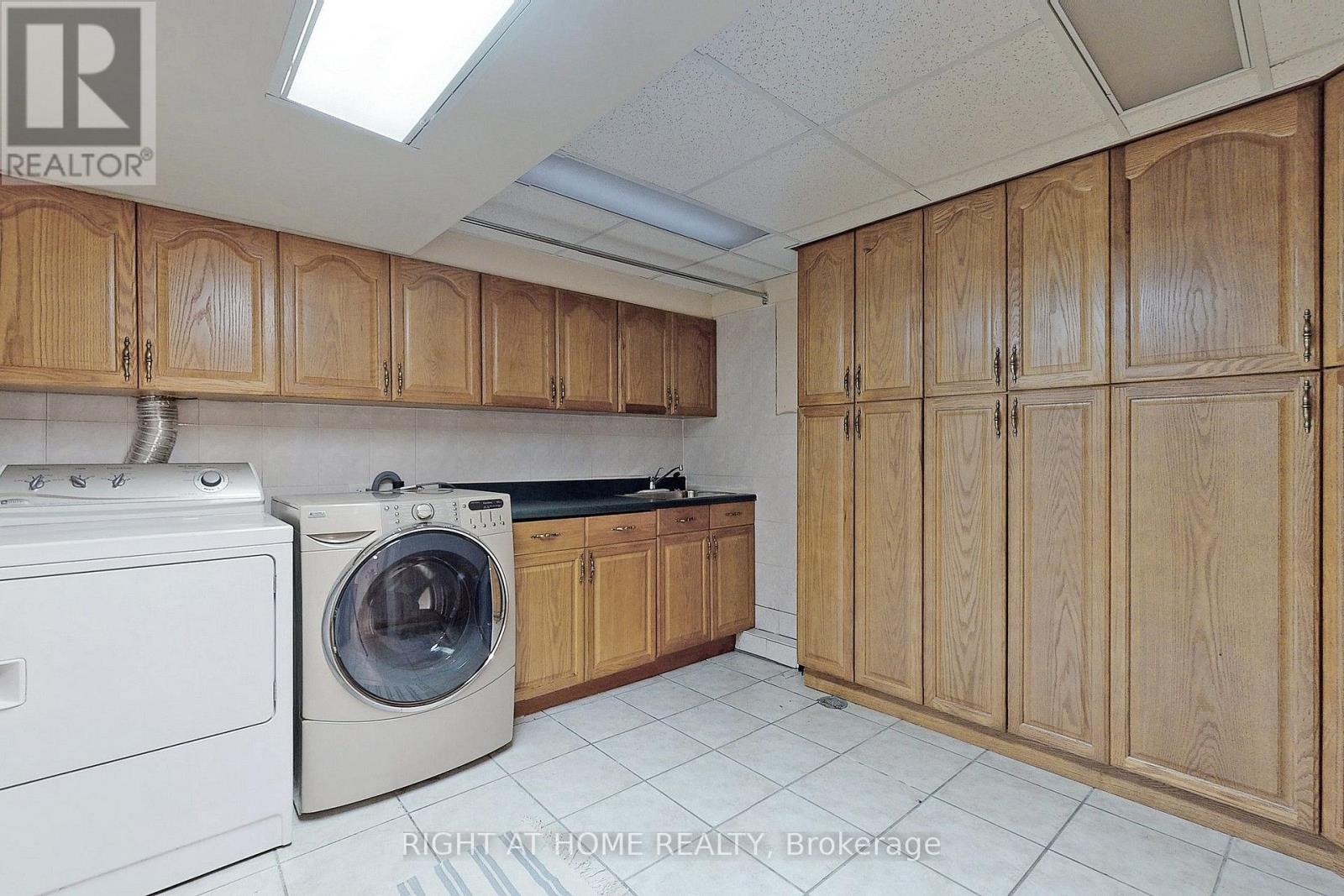 350 Sunset Beach Road N, Richmond Hill, Ontario  L4E 3H9 - Photo 30 - N13812340