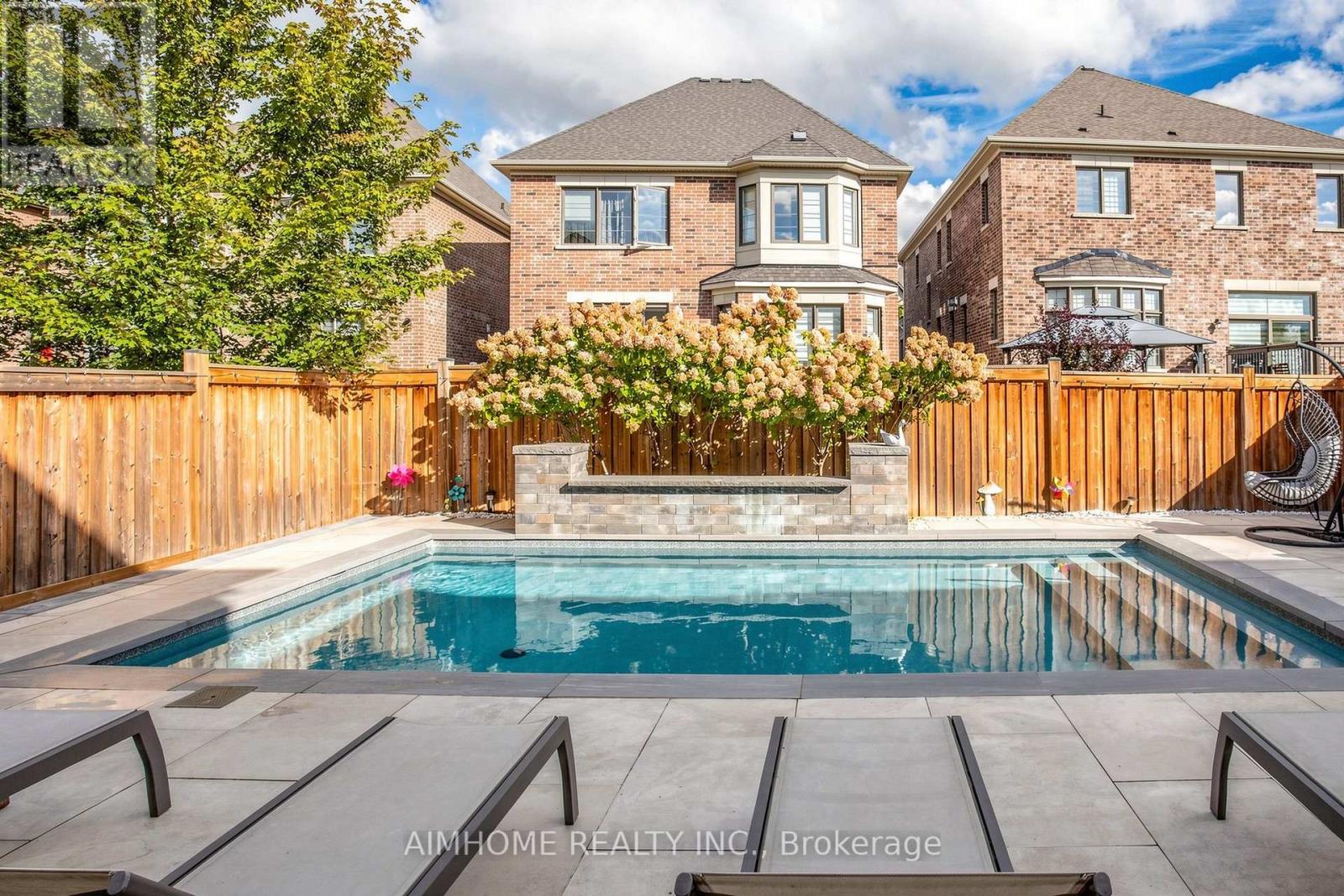 48 Pierre Berton Boulevard, Vaughan, Ontario  L0J 1C0 - Photo 44 - N13813696