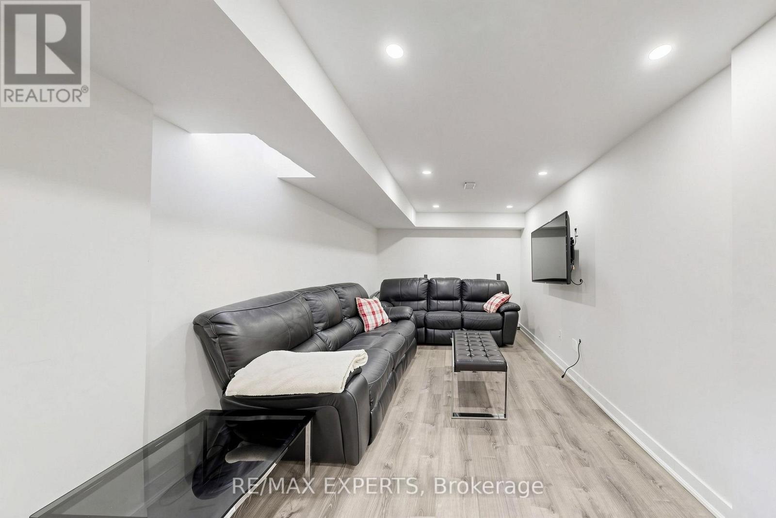 40 Waterbury Street, Caledon, Ontario  L7E 1X4 - Photo 29 - W13813594