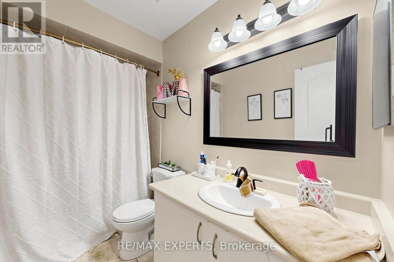 40 Waterbury Street, Caledon, Ontario  L7E 1X4 - Photo 22 - W13813594