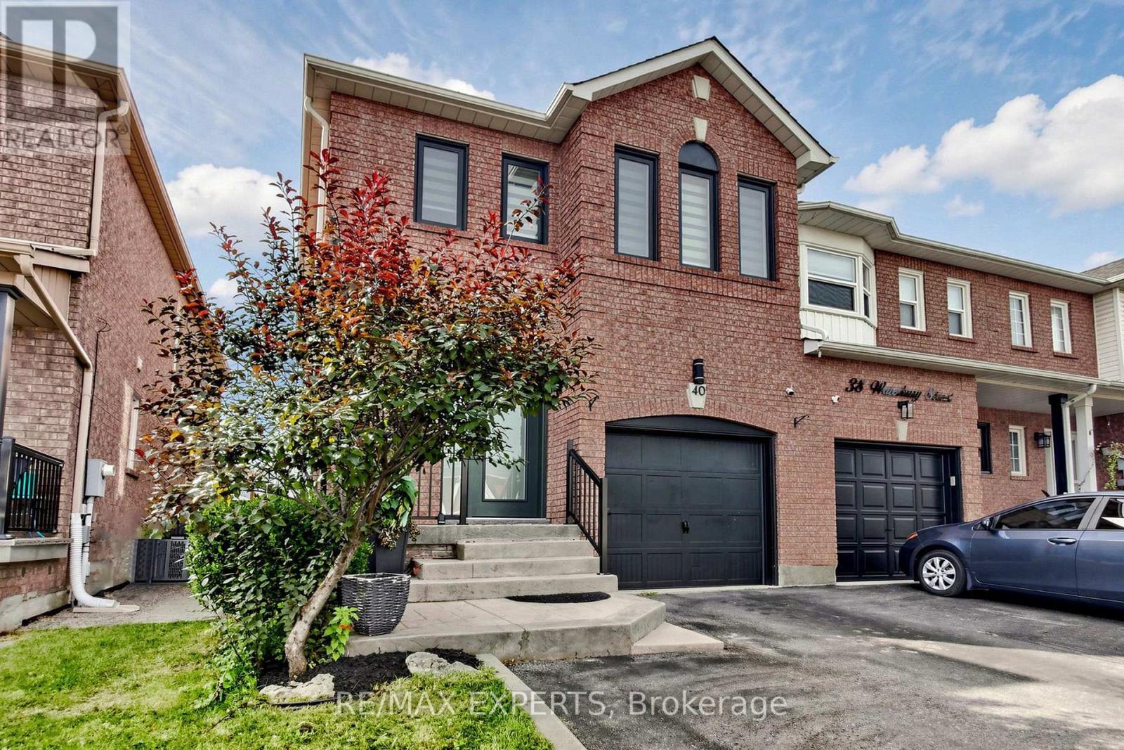 40 Waterbury Street, Caledon, Ontario  L7E 1X4 - Photo 2 - W13813594