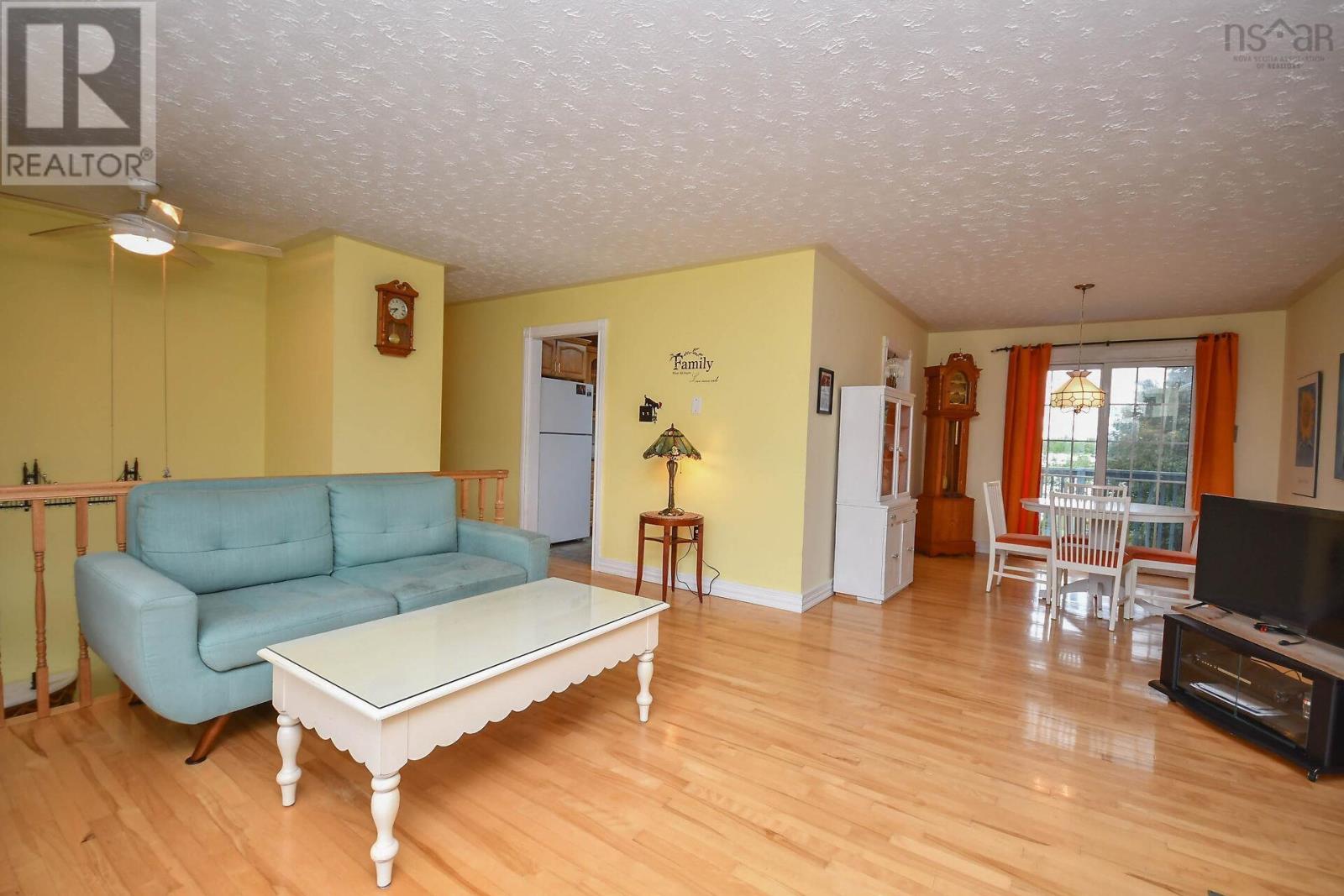 21 Sonia Drive, Lawrencetown, Nova Scotia  B2Z 1L2 - Photo 15 - 202624015