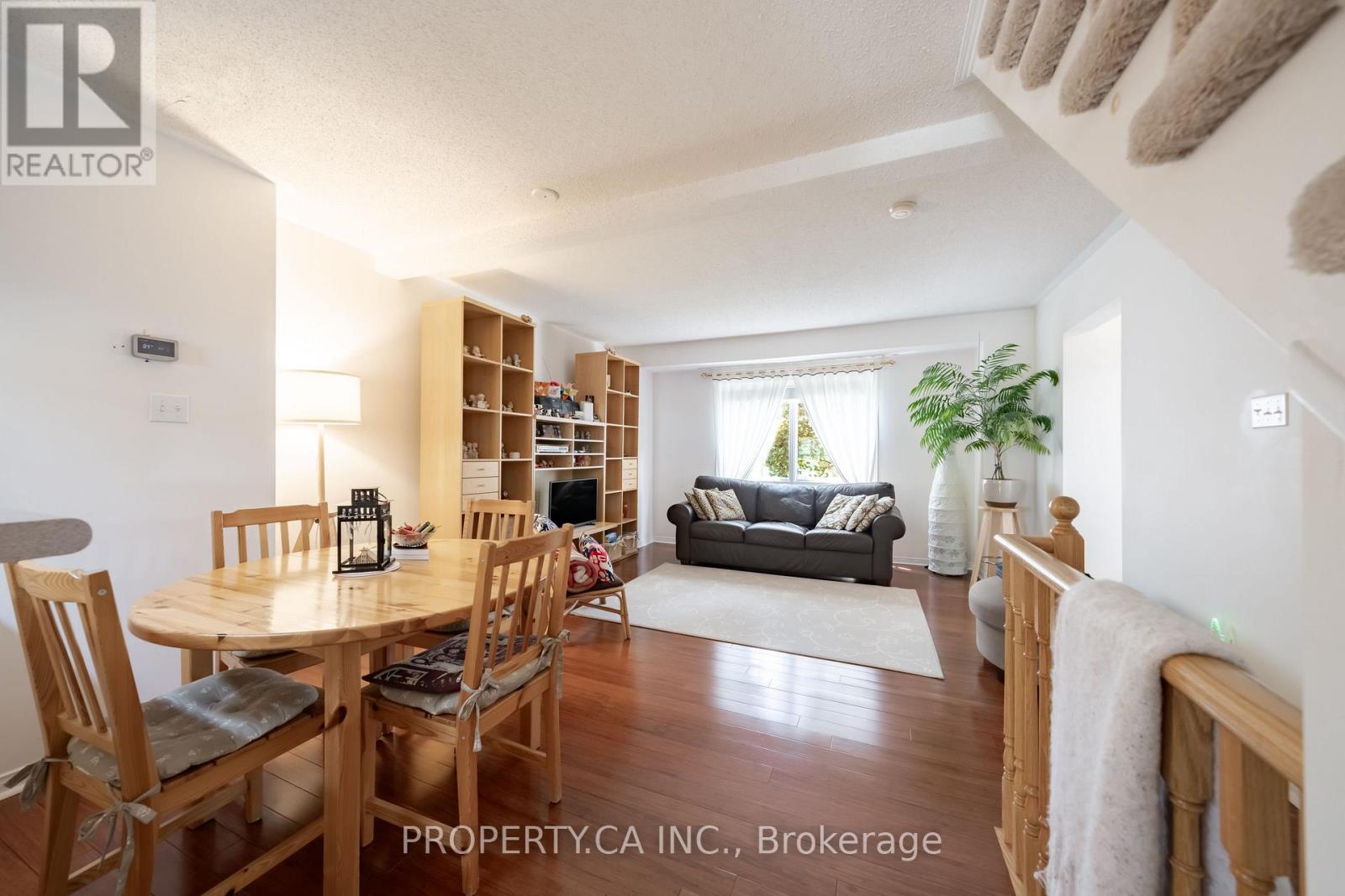 72 Desert Sand Drive, Brampton, Ontario  L6R 1V6 - Photo 13 - W13580614