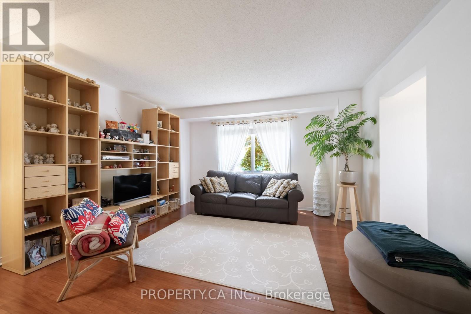 72 Desert Sand Drive, Brampton, Ontario  L6R 1V6 - Photo 12 - W13580614