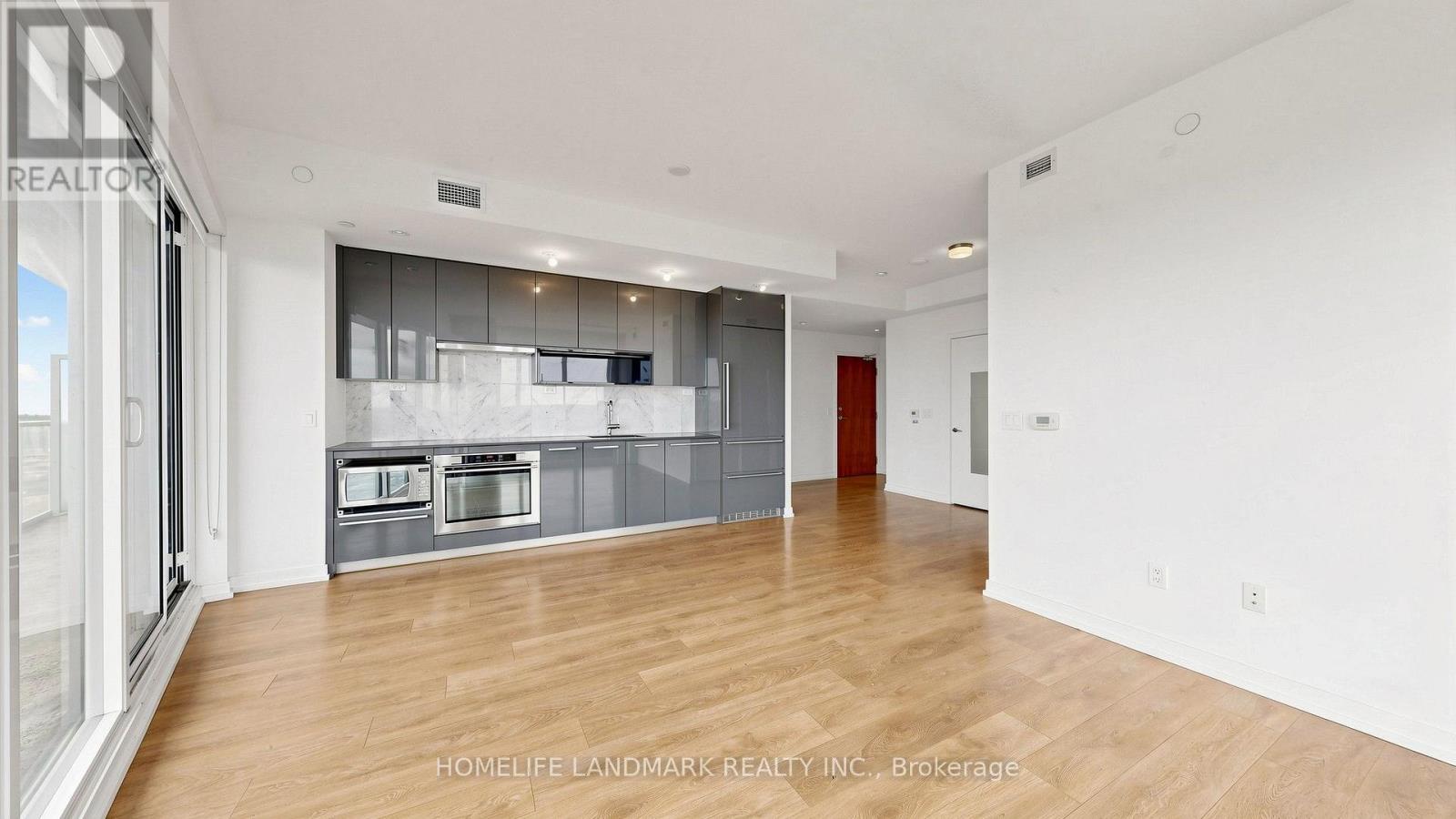 Sph09 - 117 Mcmahon Drive, Toronto, Ontario  M2K 2X9 - Photo 12 - C13807752