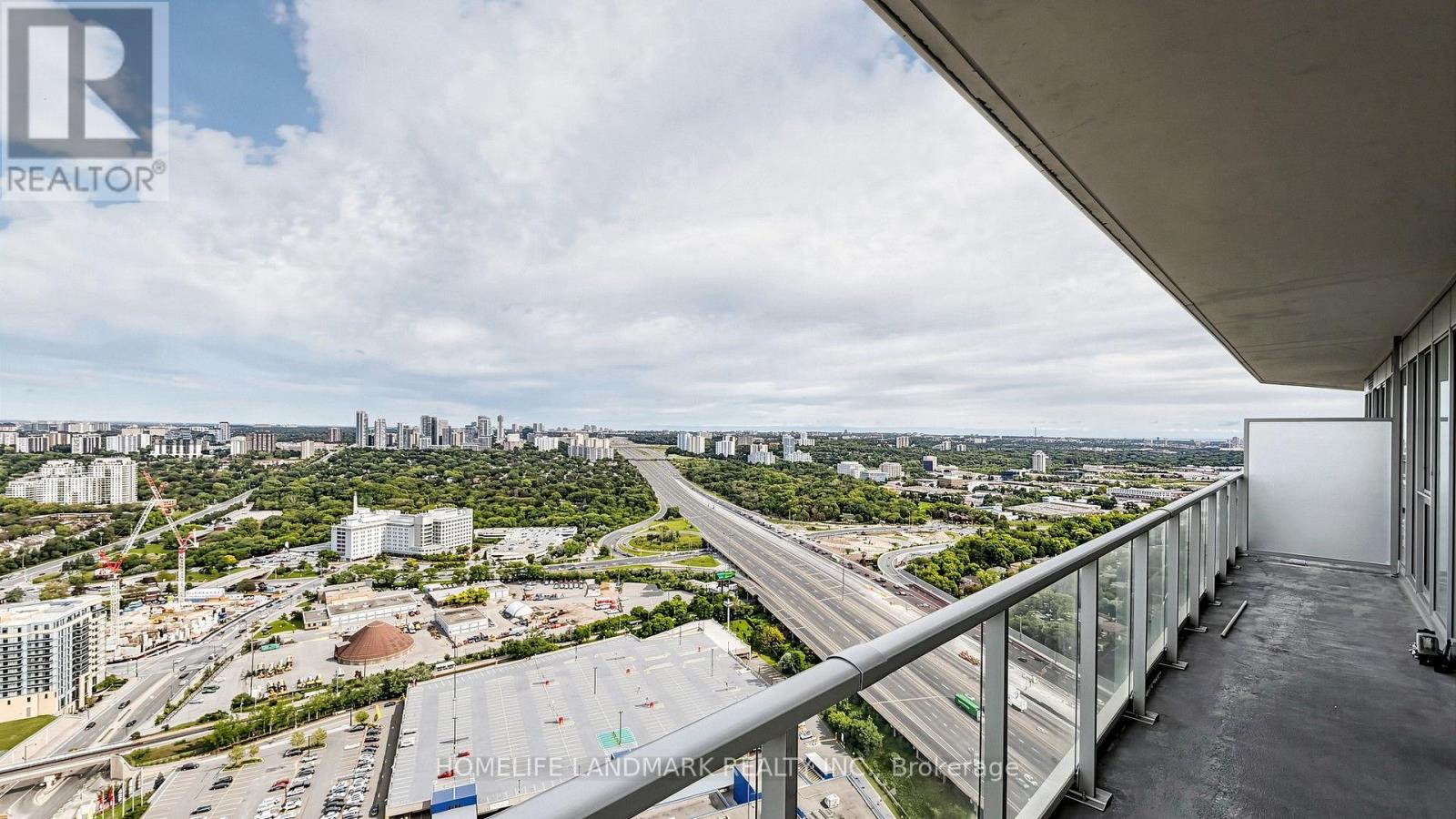Sph09 - 117 Mcmahon Drive, Toronto, Ontario  M2K 2X9 - Photo 28 - C13807752