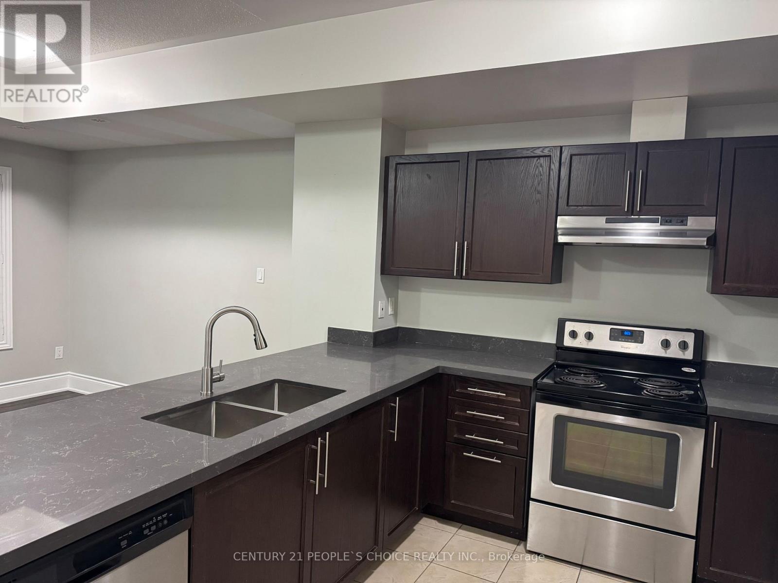 28-04 - 2420 Baronwood Drive, Oakville, Ontario  L6M 0J7 - Photo 6 - W13809748