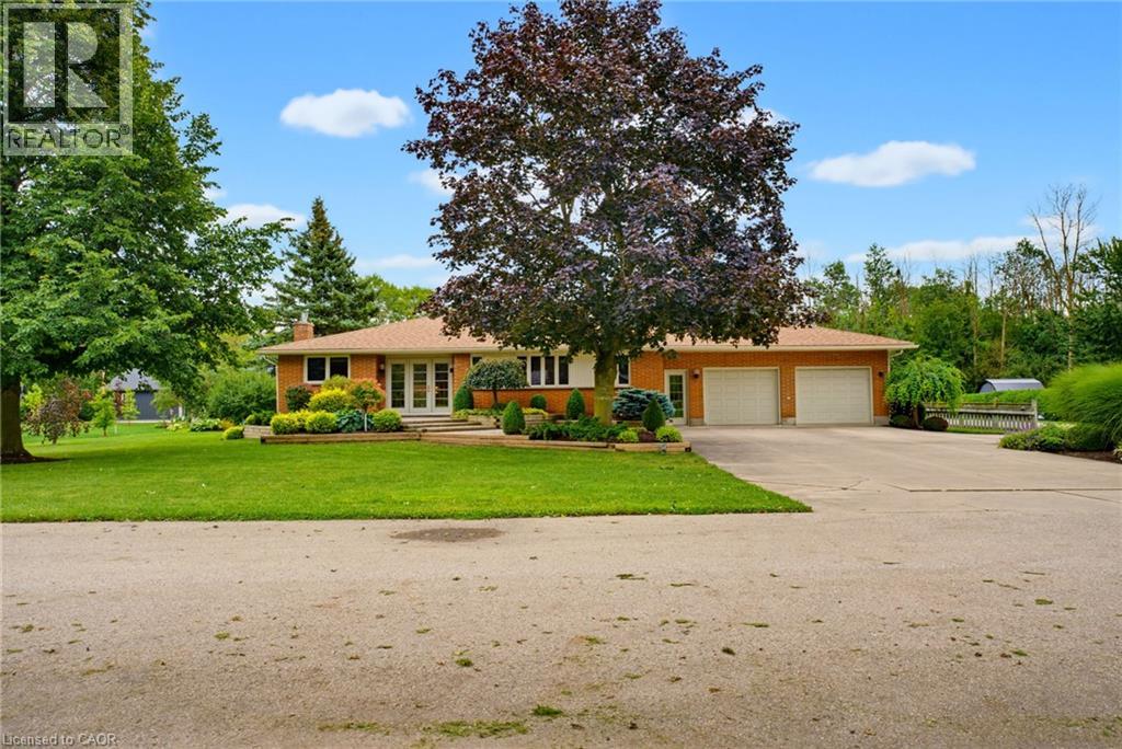 298 Woodview Drive, Atwood, Ontario  N0G 1B0 - Photo 3 - 40860935