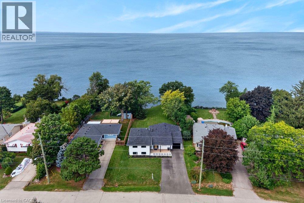 90 LAKESIDE Drive, Grimsby, Ontario