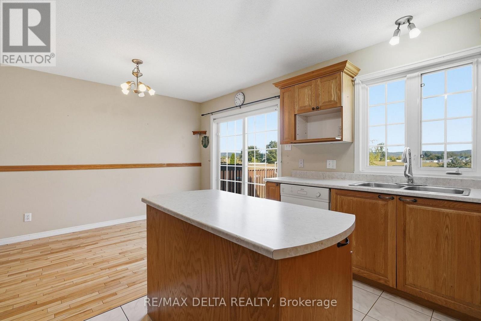 851 Nelson Street W, Hawkesbury, Ontario  K6A 3T3 - Photo 13 - X13814126