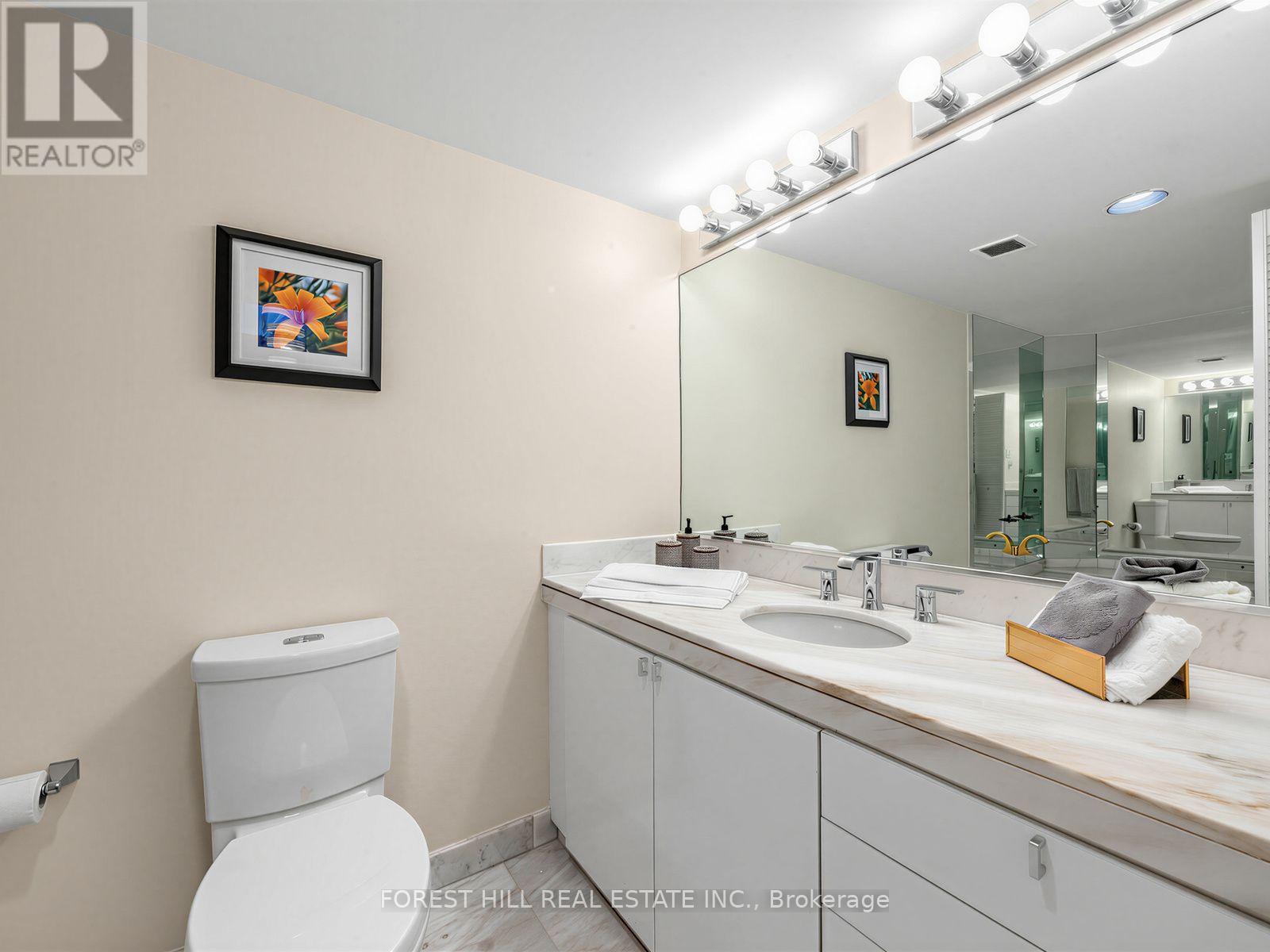 903 - 240 Heath Street W, Toronto, Ontario  M5P 3L5 - Photo 18 - C13813932