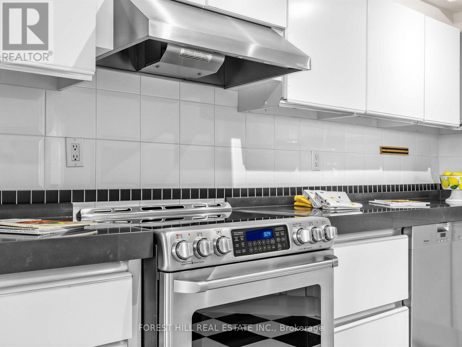 903 - 240 Heath Street W, Toronto, Ontario  M5P 3L5 - Photo 23 - C13813932