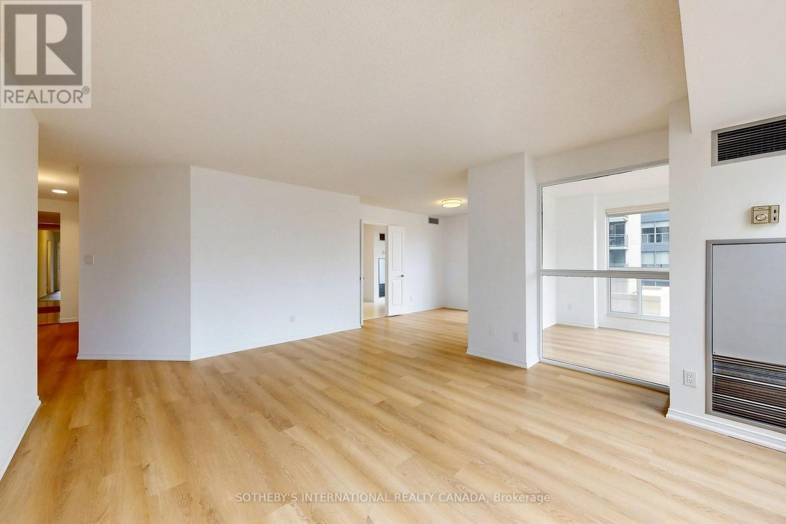 303 - 18 Hollywood Avenue, Toronto, Ontario  M2N 6P5 - Photo 6 - C13814082