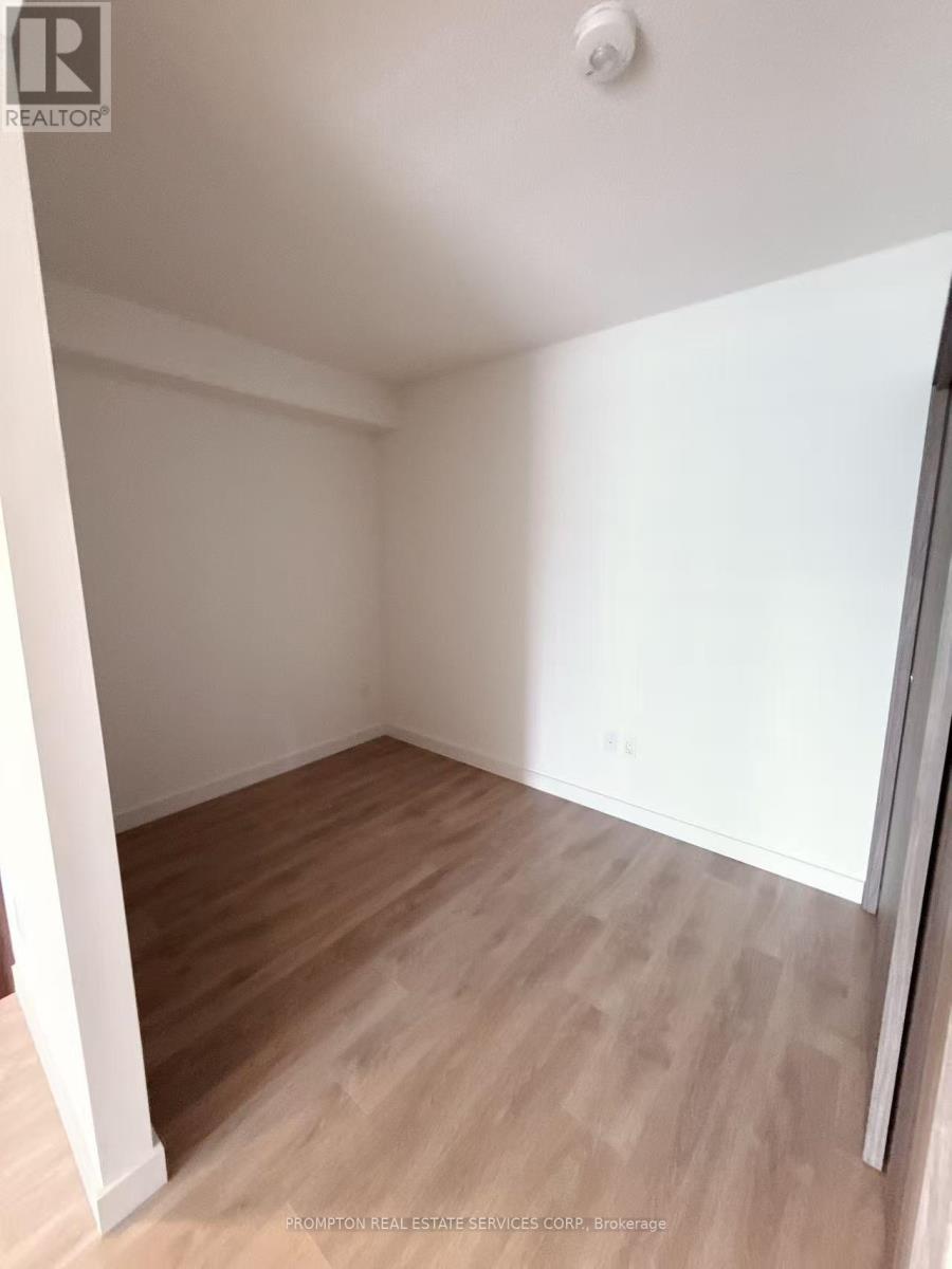 931 - 3 Concord City Place Way, Toronto, Ontario  M5V 0X4 - Photo 13 - C13814090