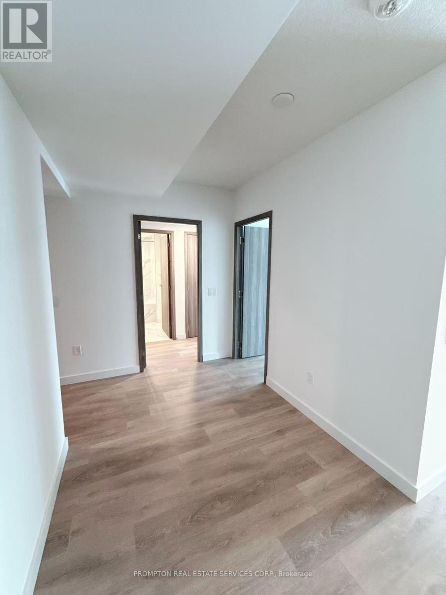 931 - 3 Concord City Place Way, Toronto, Ontario  M5V 0X4 - Photo 15 - C13814090