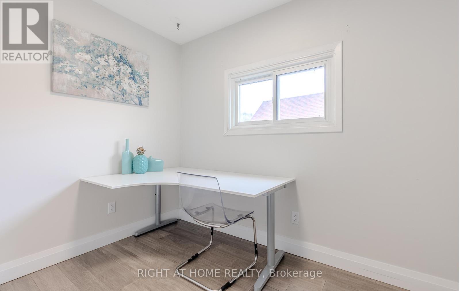 15 Hamstead Avenue, Toronto, Ontario  M4C 2S3 - Photo 22 - E13813930