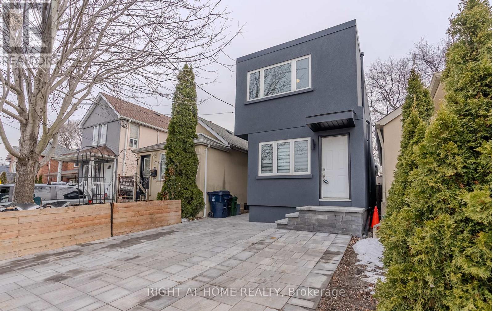 15 Hamstead Avenue, Toronto, Ontario  M4C 2S3 - Photo 33 - E13813930