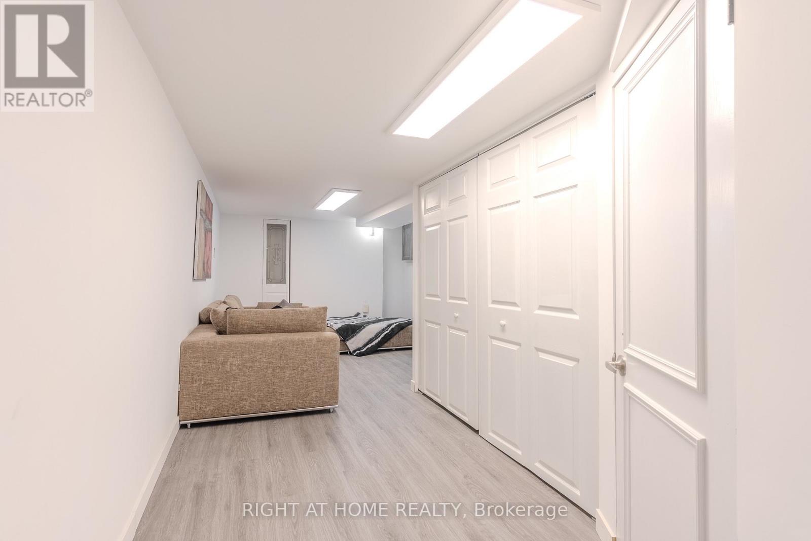 15 Hamstead Avenue, Toronto, Ontario  M4C 2S3 - Photo 40 - E13813930