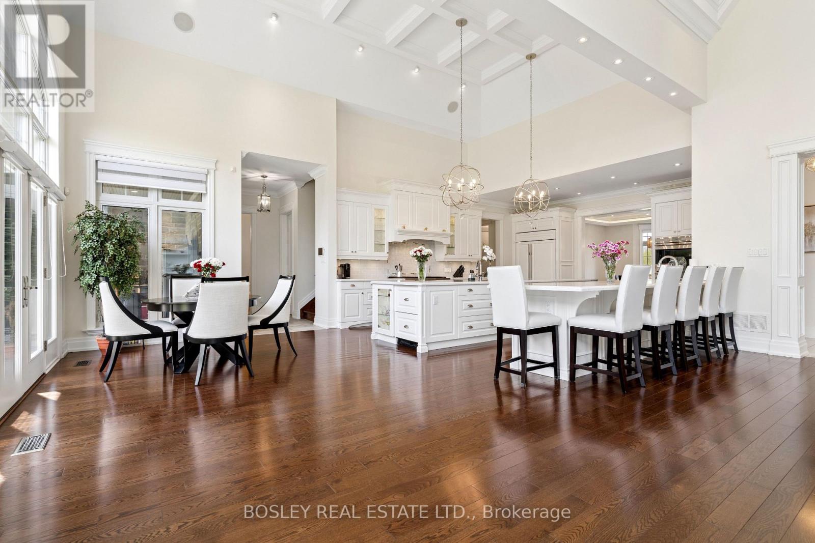 3325 Hollywood Court, Pickering, Ontario  L1X 0A3 - Photo 11 - E13814006