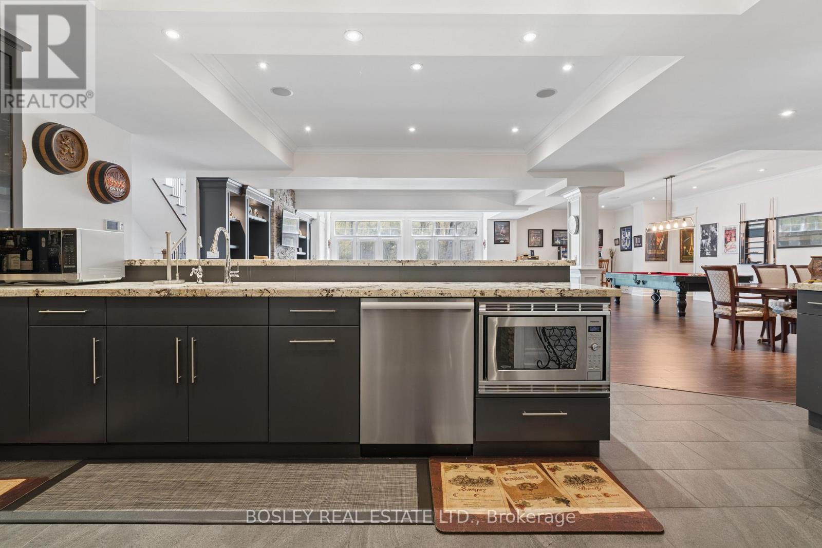 3325 Hollywood Court, Pickering, Ontario  L1X 0A3 - Photo 42 - E13814006