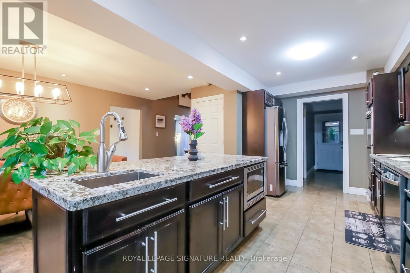 4 Upland Drive, Whitby, Ontario  L1N 8H5 - Photo 25 - E13814130