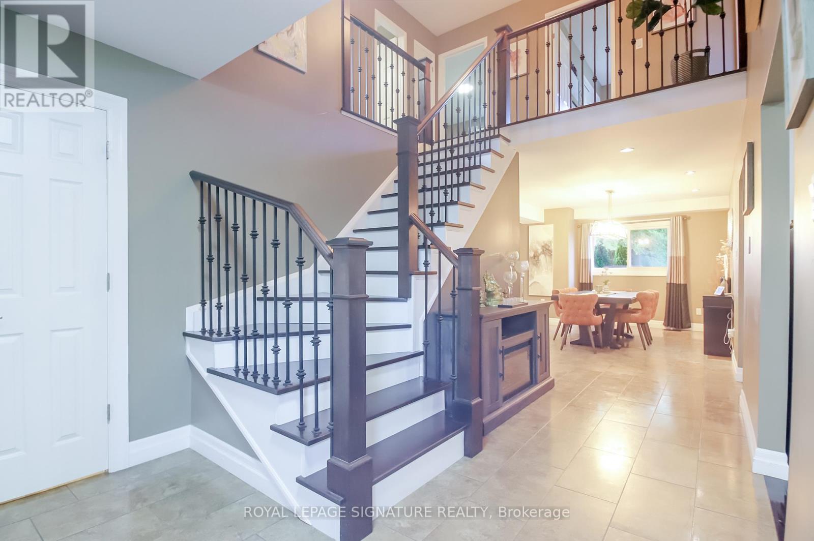 4 Upland Drive, Whitby, Ontario  L1N 8H5 - Photo 9 - E13814130