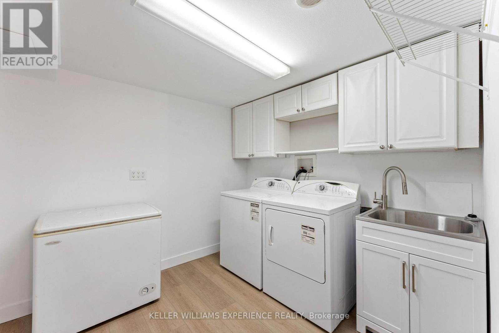 21 Ashburton Crescent, Essa (Angus), Ontario  L0M 1B0 - Photo 23 - N13813938