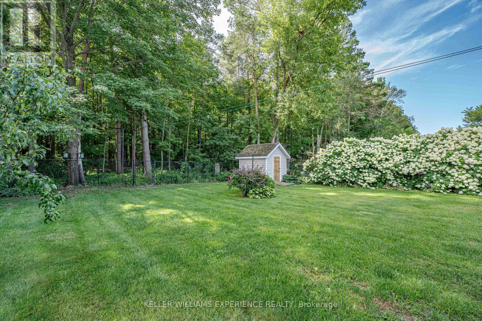 21 Ashburton Crescent, Essa (Angus), Ontario  L0M 1B0 - Photo 31 - N13813938