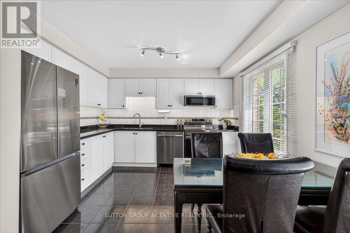 97 Yellowood Circle, Vaughan (Patterson), Ontario  L4J 8M3 - Photo 15 - N13814032