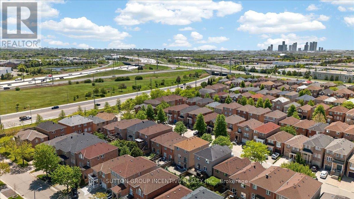 97 Yellowood Circle, Vaughan (Patterson), Ontario  L4J 8M3 - Photo 43 - N13814032
