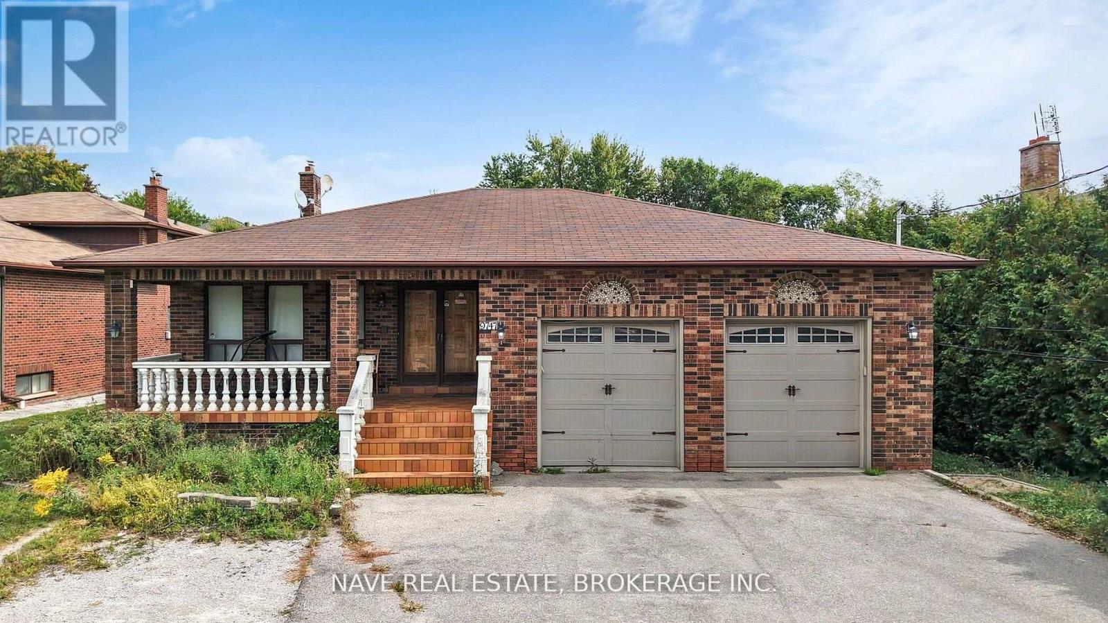 9747 BATHURST STREET, Richmond Hill, Ontario
