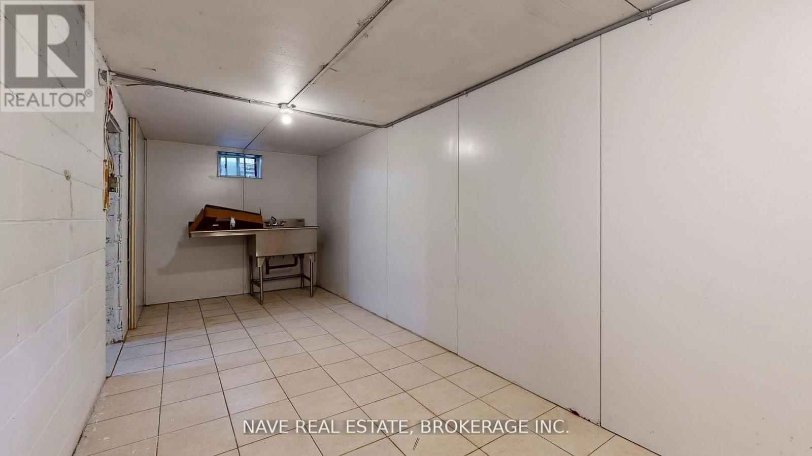 9747 Bathurst Street, Richmond Hill (North Richvale), Ontario  L4C 3X5 - Photo 38 - N13814072