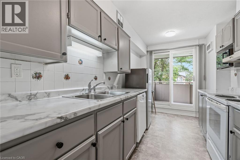 1415 Ghent Avenue Unit# 203, Burlington, Ontario  L7S 1X4 - Photo 4 - 40865096